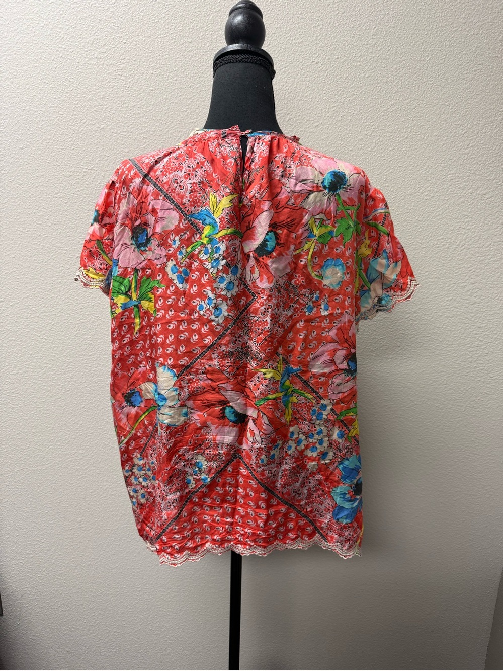 Johnny Was XL Coral Floral Boho Blouse Scallop Hem Cottagecore Resort Top Chic - Picture 6 of 10